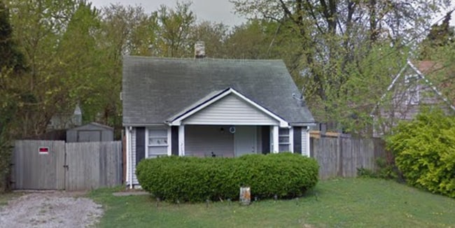 2709 S Alvord Blvd