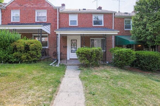 3825 Rexmere Rd in Baltimore, MD - Foto de edificio - Building Photo