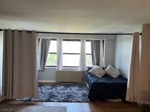 285 Aycrigg Ave in Passaic, NJ - Building Photo - Building Photo