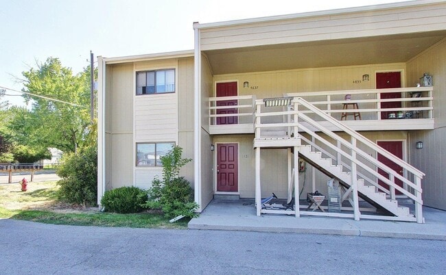 property at 4831 W Targee St