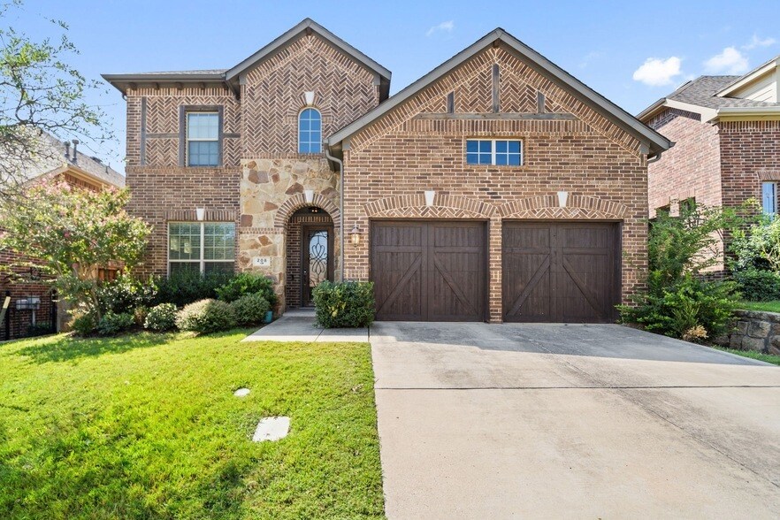 208 Rolling Fork Bend in Irving, TX - Building Photo