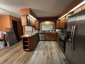 429 Monroe Ave in Findlay, OH - Building Photo - Building Photo