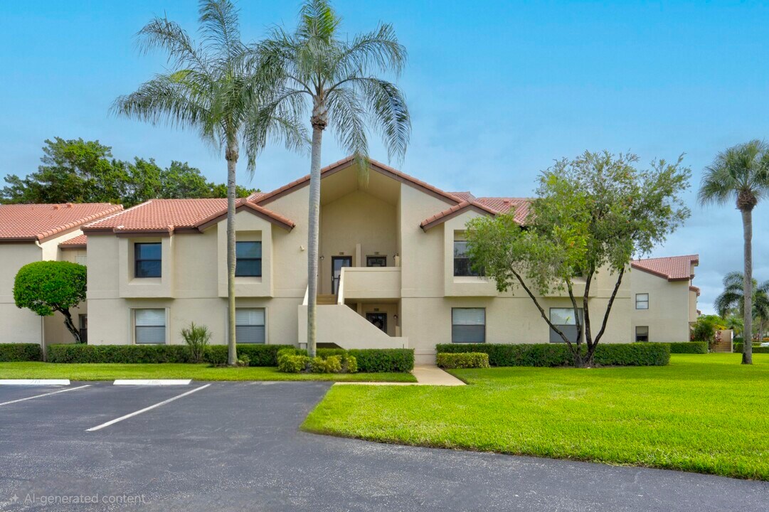 5915 Parkwalk Dr in Boynton Beach, FL - Building Photo