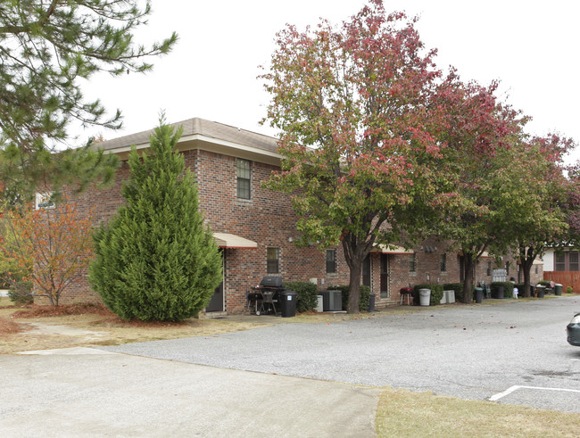 Winthrop Townhomes in Columbus, GA - Building Photo - Building Photo