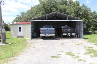 4150 Spiker Ln in Lake Wales, FL - Foto de edificio - Building Photo