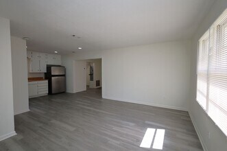 724 Vallotton Dr in Valdosta, GA - Building Photo - Building Photo