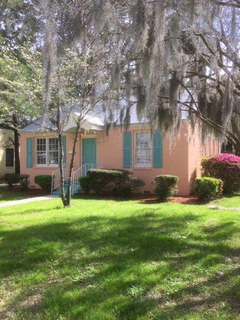 114 Oleander Ave in Savannah, GA - Building Photo