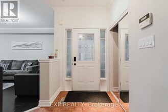 120 Portage Ave in Richmond Hill, ON - Building Photo - Building Photo