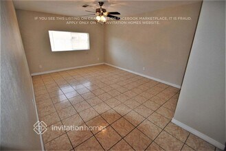 7129 W Merrell St in Phoenix, AZ - Building Photo - Building Photo