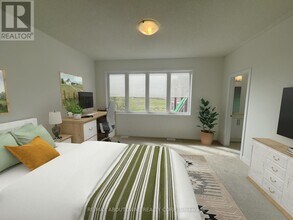 1043 Thompson Dr in Oshawa, ON - Building Photo - Building Photo