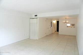 1510 Ocean Shore Blvd in Ormond Beach, FL - Building Photo - Building Photo