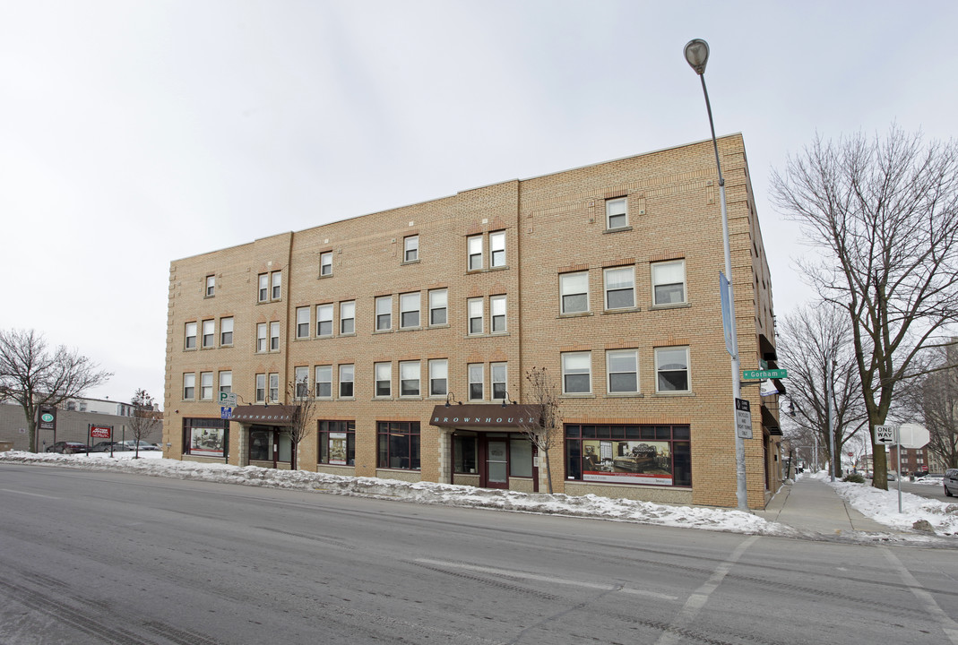 Laurel Commons in Madison, WI - Building Photo