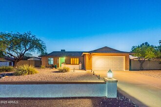 16602 N 66th St in Scottsdale, AZ - Building Photo - Building Photo