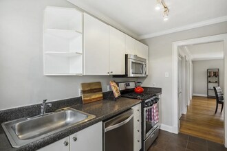 2230 Cheshire Bridge Rd NE in Atlanta, GA - Building Photo - Building Photo