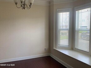509 Louvre Ln in Jacksonville, NC - Building Photo - Building Photo