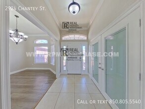 2924 Chantey St in Crestview, FL - Building Photo - Building Photo