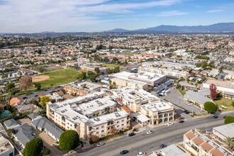 401 S Garfield Ave in Monterey Park, CA - Building Photo - Building Photo