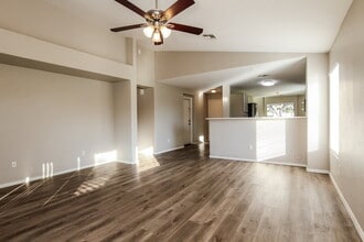 1607 W Nancy Ln in Phoenix, AZ - Building Photo - Building Photo