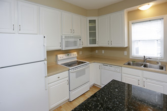 Ramsey Village in Duluth, MN - Building Photo - Interior Photo