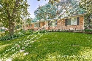 1001 Crestview Dr in Cedar Hill, TX - Building Photo