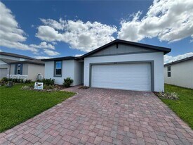 894 Sand Sea Pl in Haines City, FL - Building Photo
