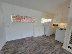 2020 Hermosa Ave in Hermosa Beach, CA - Building Photo - Building Photo