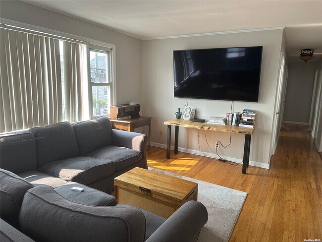 56 Malone Ave-Unit -Upper in East Atlantic Beach, NY - Building Photo - Building Photo