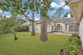 4314 Amber Lake Dr in Houston, TX - Building Photo - Building Photo