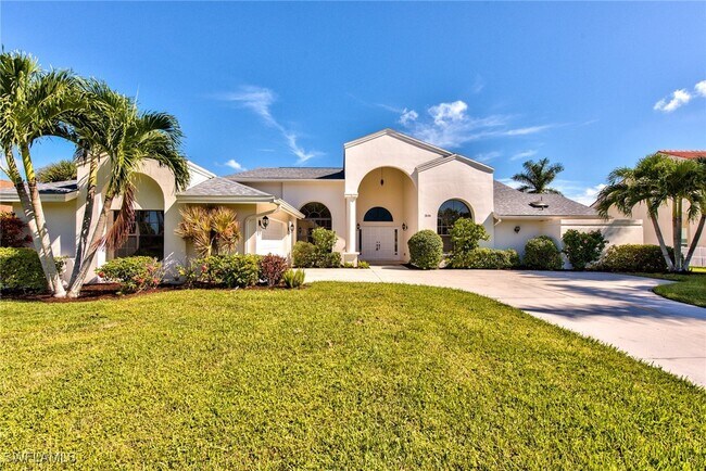 property at 2106 Imperial Golf Course Blvd