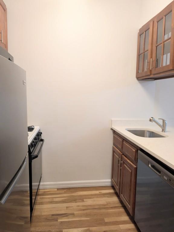 443 W 50th St in New York, NY - Building Photo - Building Photo