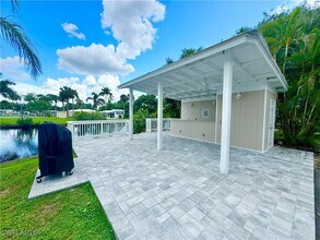 1252 Henderson Creek Dr in Naples, FL - Building Photo - Building Photo