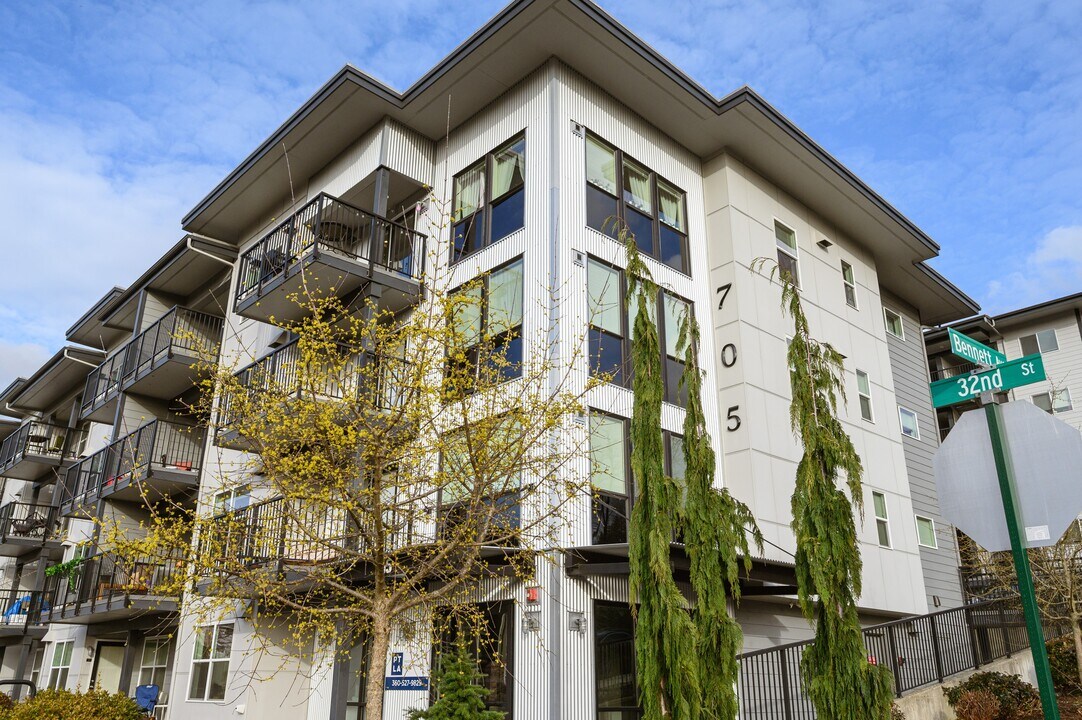 Harvard Suites in Bellingham, WA - Foto de edificio