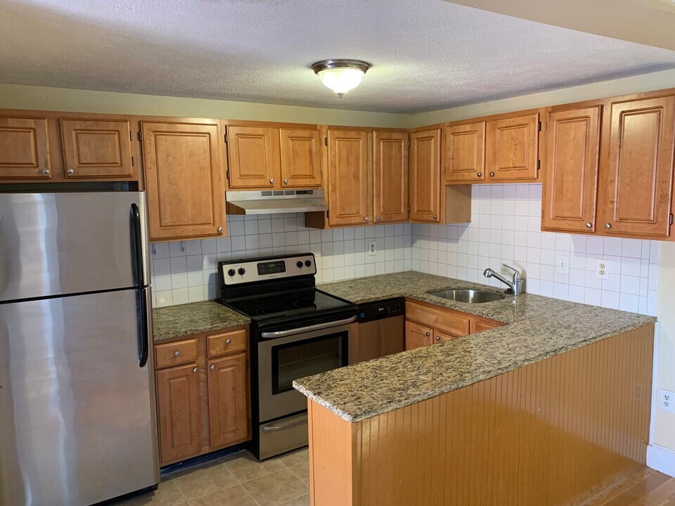 222 Cambridge St in Boston, MA - Building Photo