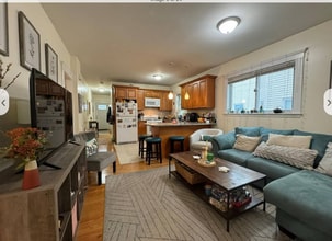 29 Belknap St, Unit 1 in Somerville, MA - Building Photo - Building Photo