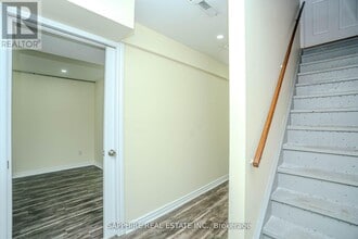 759 Hutchinson Ave in Milton, ON - Building Photo - Building Photo