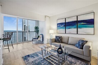 25900 Hickory Blvd in Bonita Springs, FL - Building Photo - Building Photo