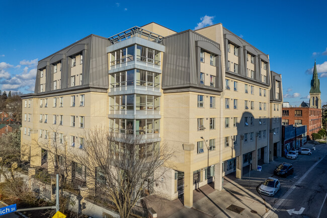 Matrix Centre in Guelph, ON - Building Photo - Building Photo