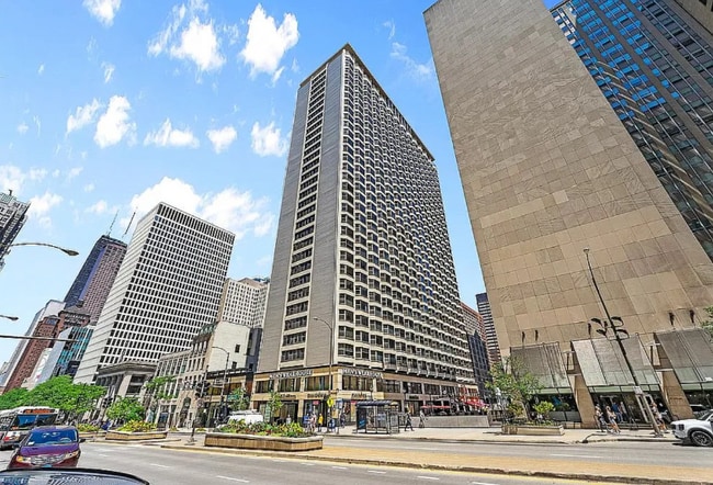 535 N Michigan Ave in Chicago, IL - Building Photo - Building Photo