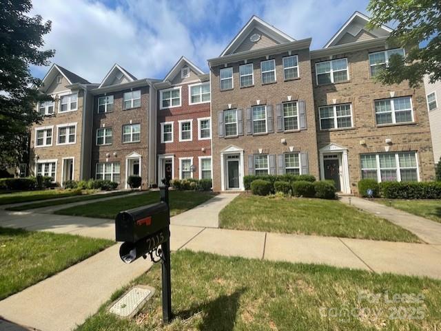 7115 Brighton Park Dr in Mint Hill, NC - Building Photo