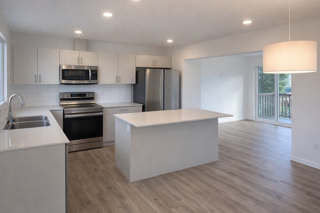 1025 Secord Promenade in Edmonton, AB - Building Photo - Building Photo