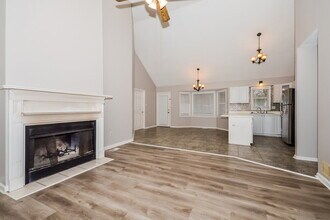 10 Peace Tree Ln NE in Rydal, GA - Foto de edificio - Building Photo