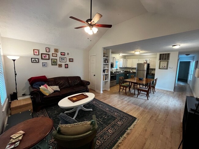 property at 720 E Kentucky St