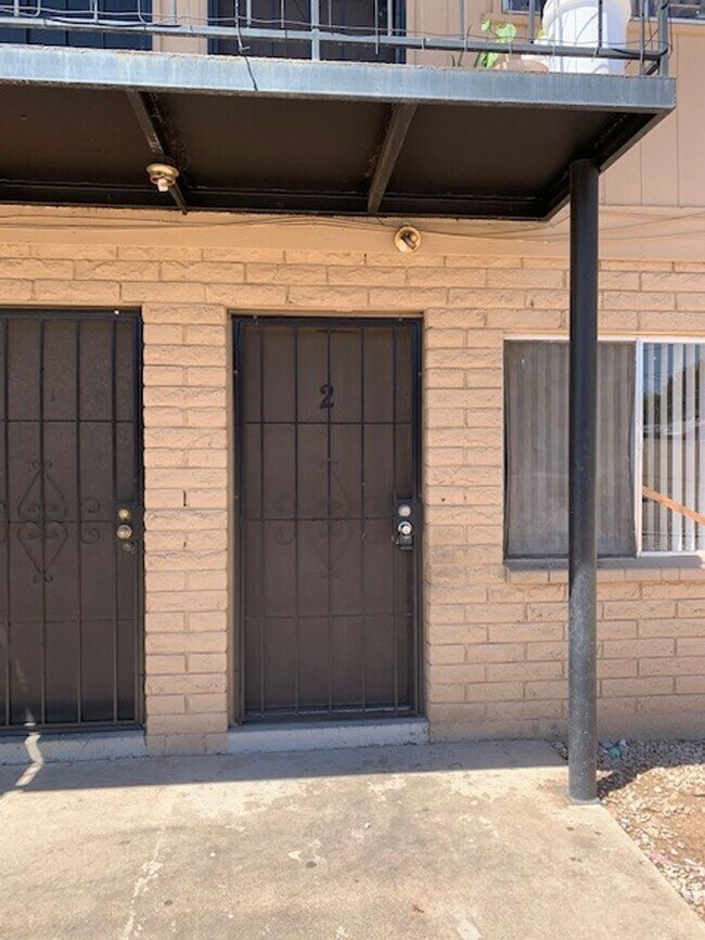 330 W 5th Pl in Mesa, AZ - Building Photo - Building Photo