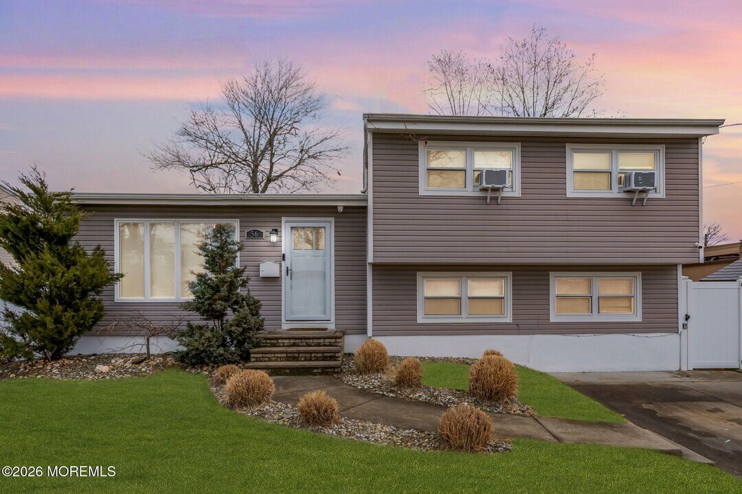56 Grace Dr in Old Bridge, NJ - Building Photo