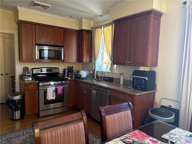 1180 Narragansett Blvd in Cranston, RI - Building Photo - Building Photo