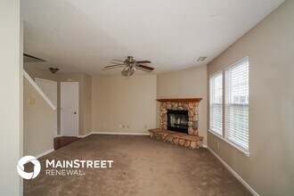 104 Winterwood Dr in Greenwood, IN - Building Photo - Building Photo