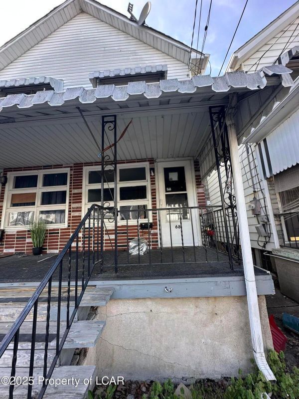 68 Luzerne St in Wilkes-Barre, PA - Building Photo - Building Photo
