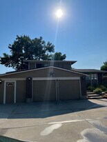 10638 Varese Ln in Northglenn, CO - Building Photo