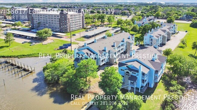 18617 Egret Bay Blvd in Houston, TX - Building Photo - Building Photo