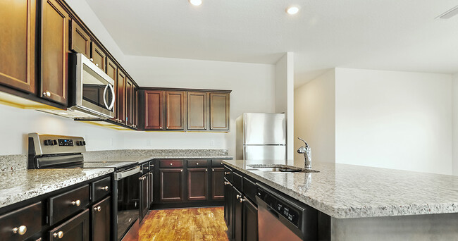 Riverstone in Lakeland, FL - Building Photo - Building Photo